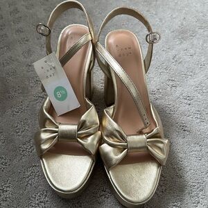 A new day platforms gold